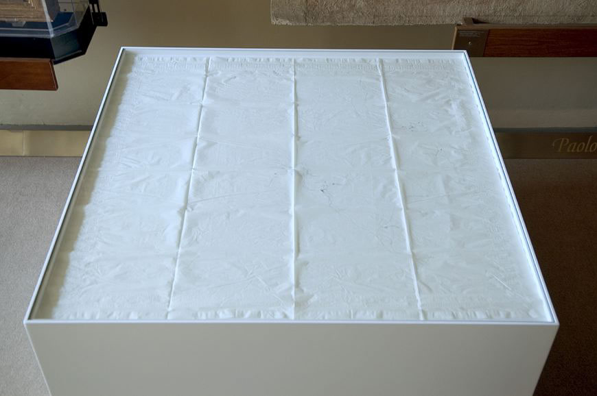 Tablecover, 2005