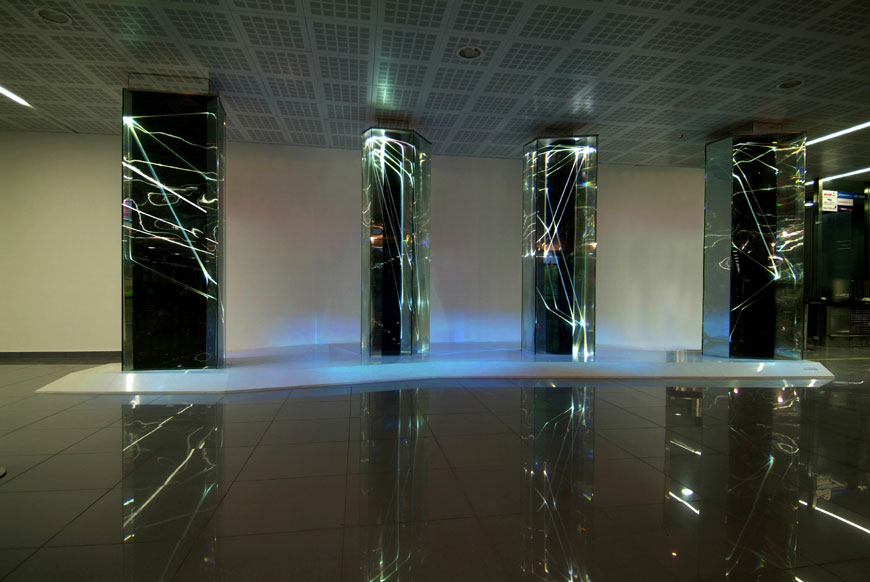 Light waves, 2008