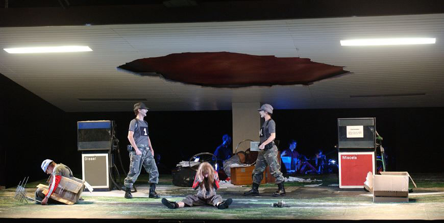 Vergine della Tangenziale, 2003