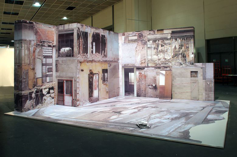 Disappearing factory, 2005