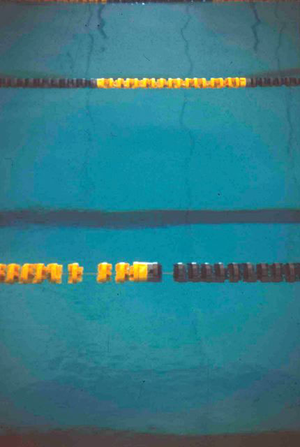 Piscina, 2001