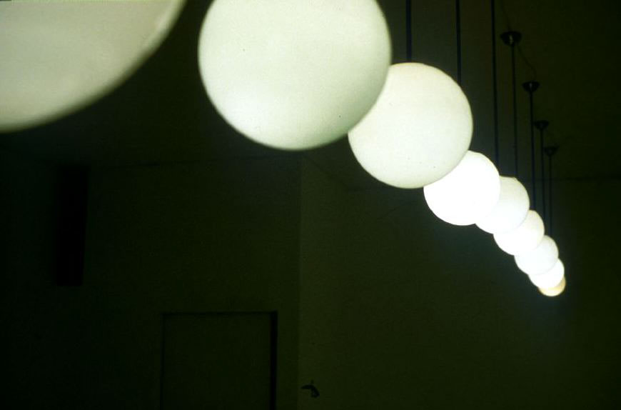 Serie, 1998