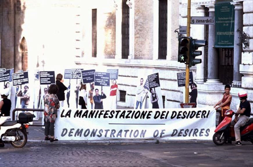 La manifestazione dei desideri, 2000