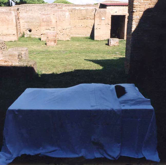 Il Dormiente, 2002