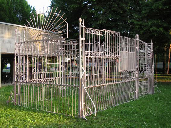 Villa, 2006