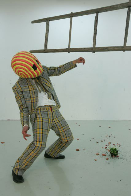 I’m in hell and I’m alone, 2007