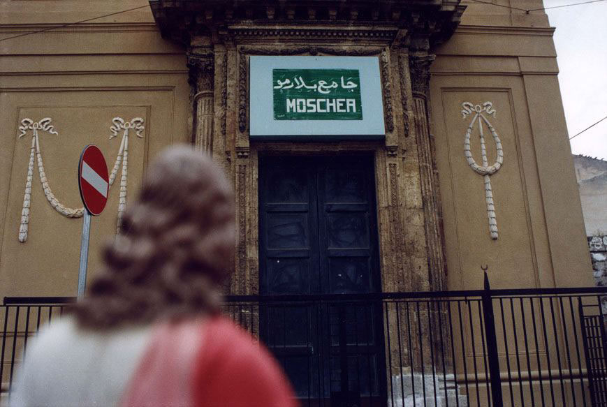 Voyage extraordinaire De J.: J. alla moschea, 2001