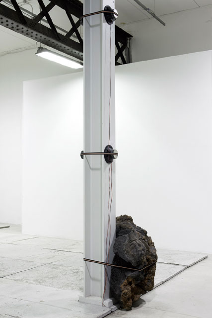 ∑, 2010