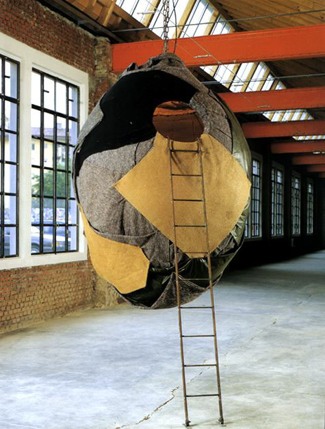 Nido, 1999